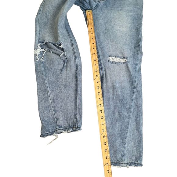 KanCan‎ Womens Light Wash High Rise Distressed Relaxed Fit Straight Jeans 5/26 - Picture 4 of 8